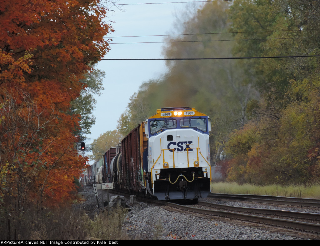 CSX 4568 